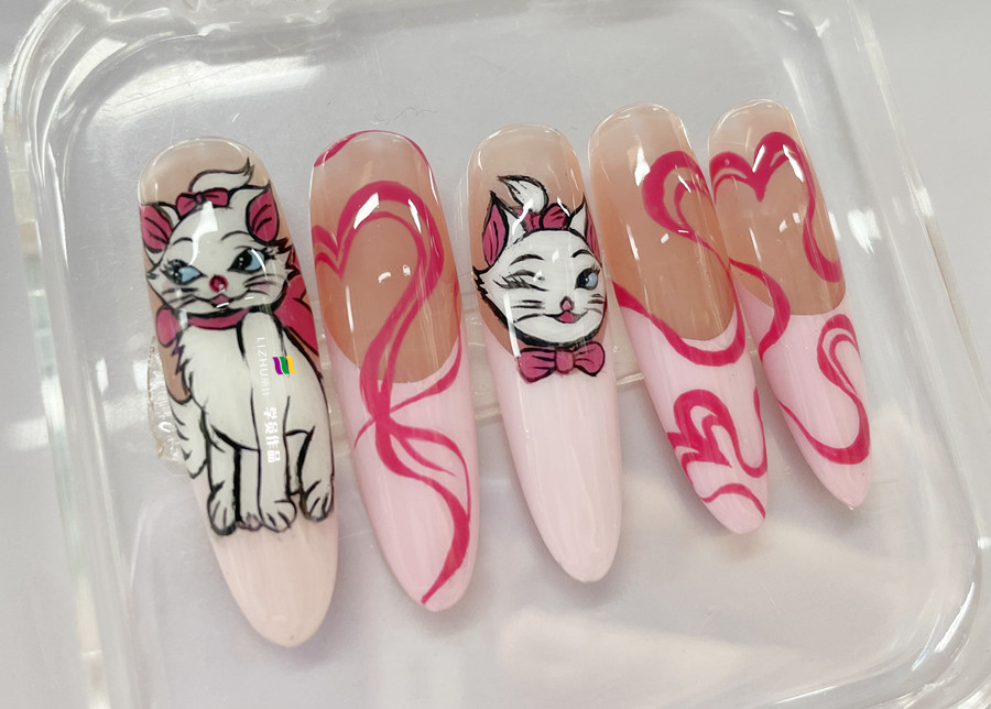 手繪瑪麗貓美甲，廣西美甲實操作品