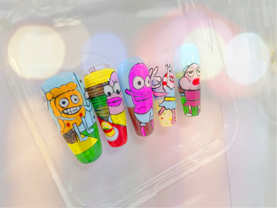 卡通水彩手繪美甲，廣西美甲進修提升學(xué)員作品