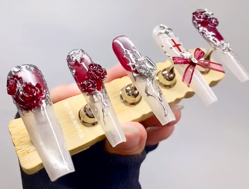 哥特風美甲的特點，廣西美甲專業(yè)教學解