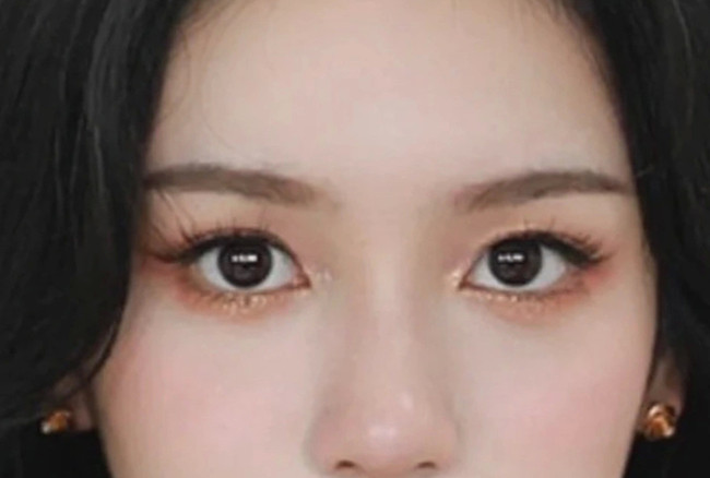 富家千金眼妝調(diào)整思路，化妝入門初學(xué)者教程